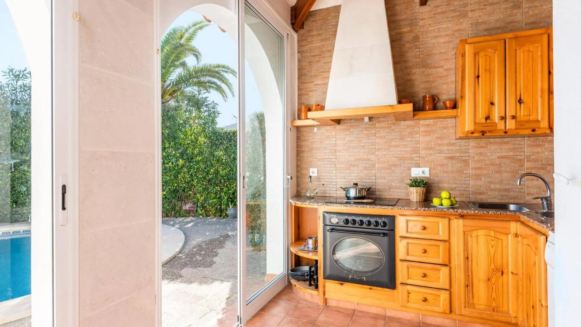 Villa Crisanna By Villa Plus Cala'N Bosch  Cala'N Bosch (Menorca)